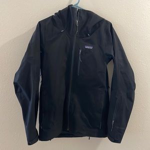 Patagonia powder bowl goretex ski jacket / shell. Size mens extra small